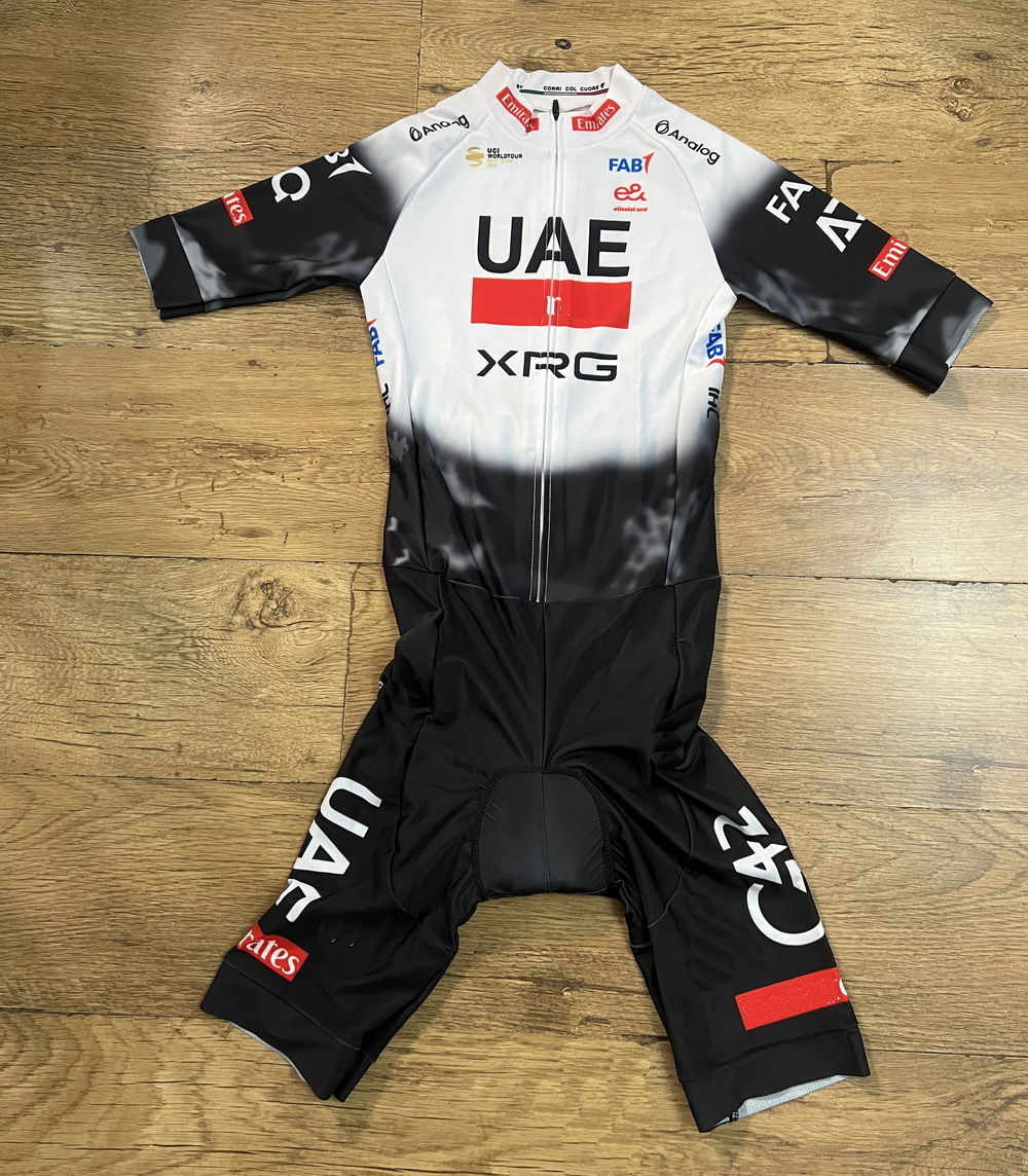 레이저 컷 스킨슈트 2025 2026 UAE XRG 팀 - Cycling Gear Brands 리뷰 및 가격